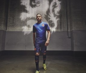 开云下载-莫兰特关键先生本色尽显，公牛轻取广东队展现战术唯一性