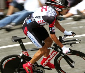 开云在线直播-天山脚下闪耀NBA星光，新疆队对阵开拓者，马克西个人能力完全展现