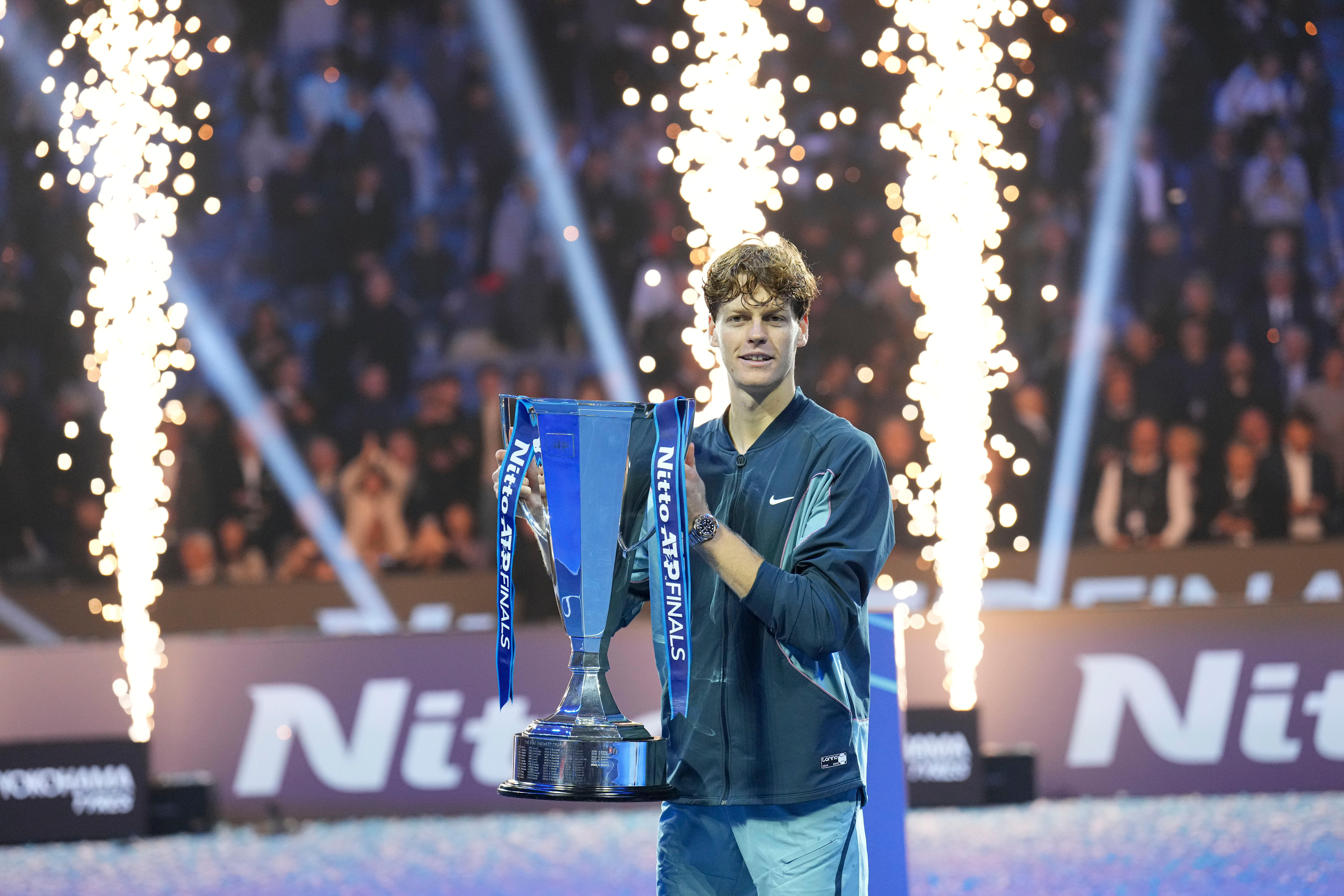 年终总决赛轻取澳网，辛纳统治全场