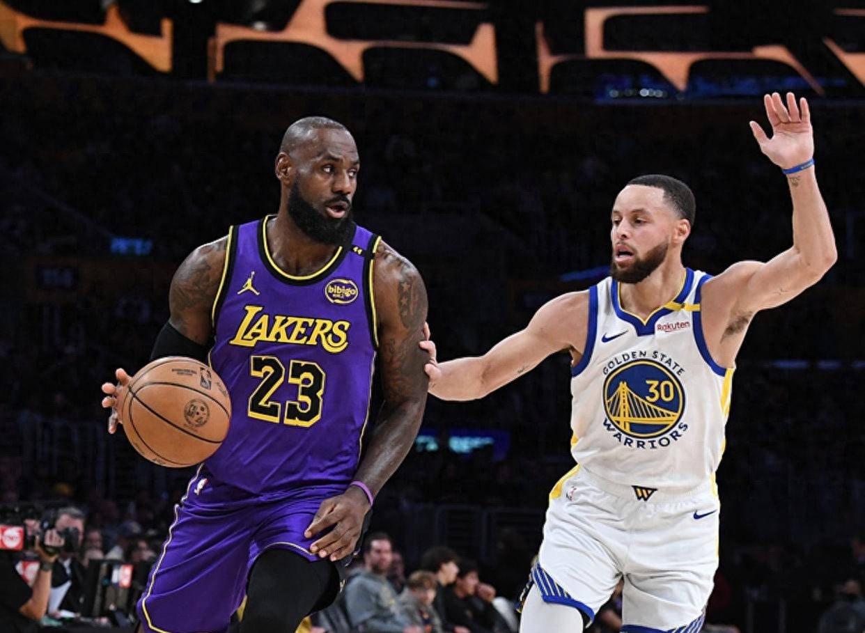 76人碾压湖人,库里扛起全队 76人碾压湖人,库里扛起全队