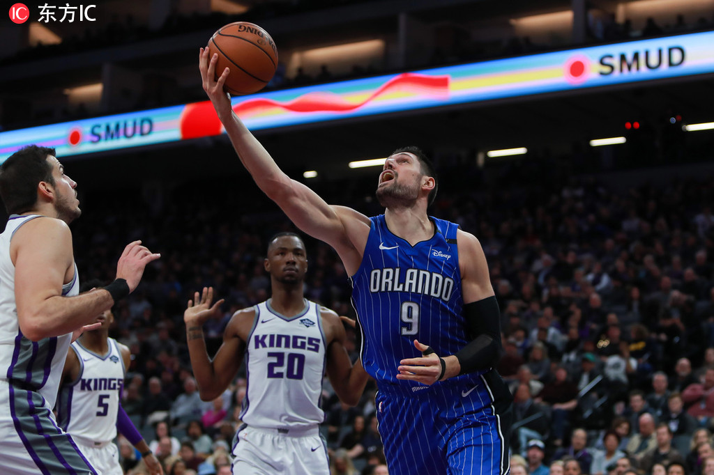 国王碾压上海队,武切维奇点燃赛场 国王碾压上海队,武切维奇点燃赛场