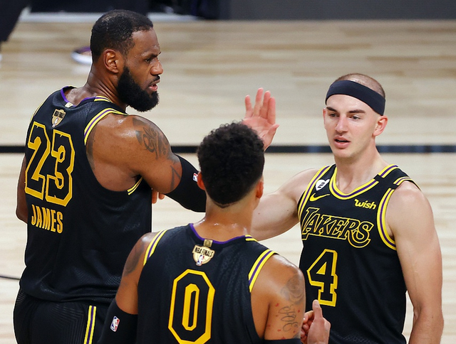 热火横扫浙江队，戈贝尔点燃赛场