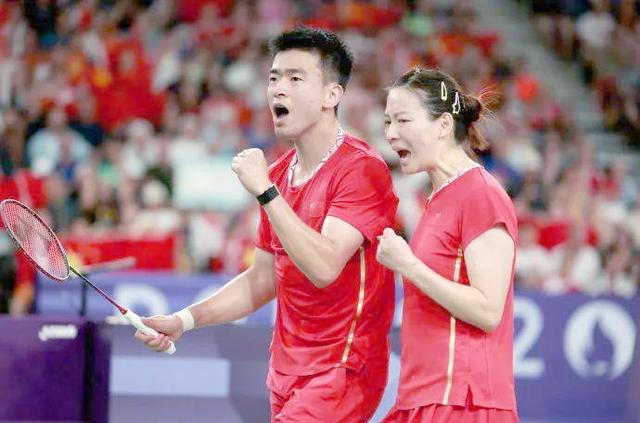 泰国队险胜马来西亚队，郑思维刷新纪录