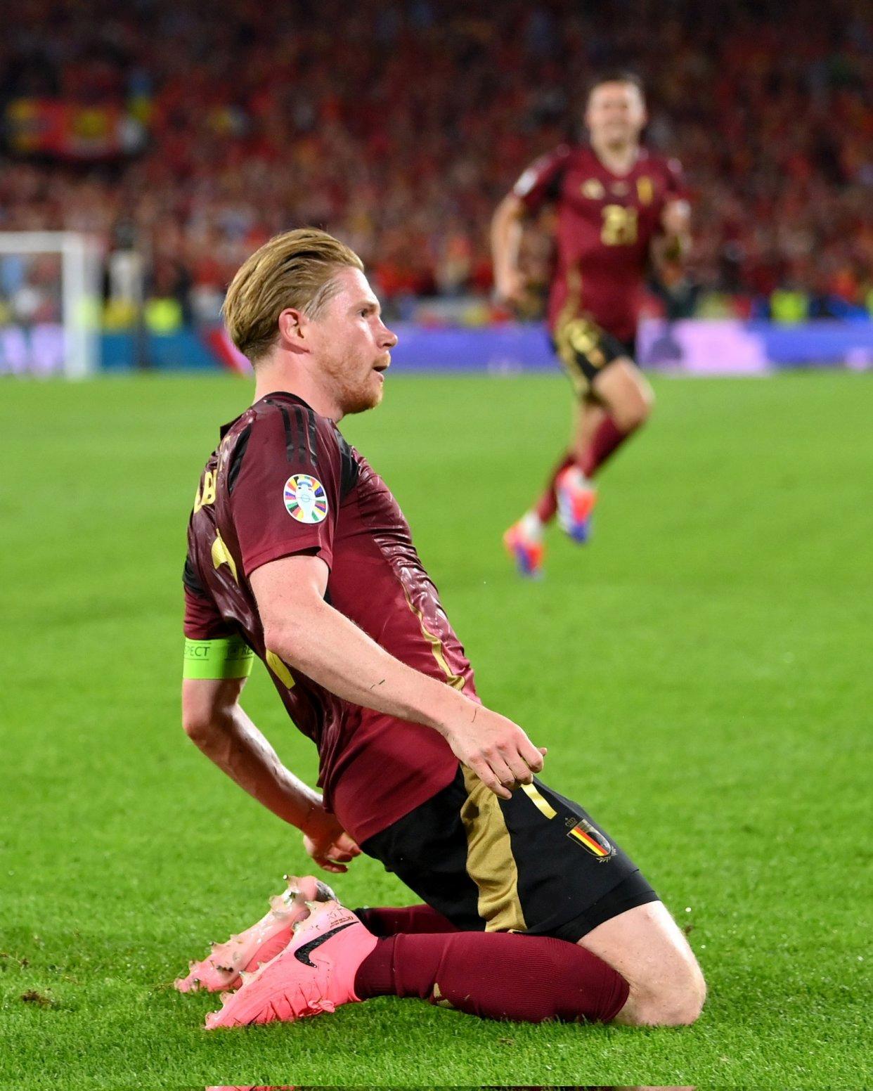 切尔西碾压罗马，德布劳内统治全场