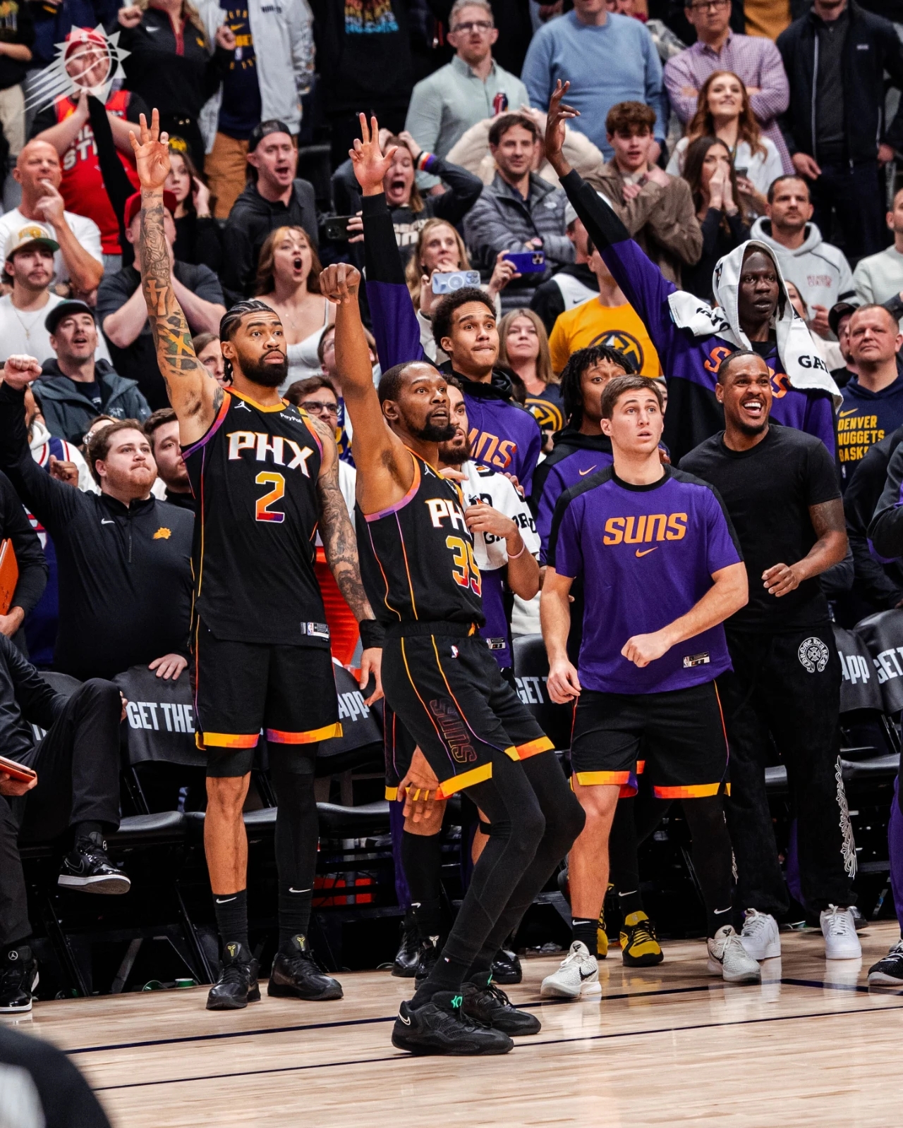 勇士力克掘金，武切维奇点燃赛场