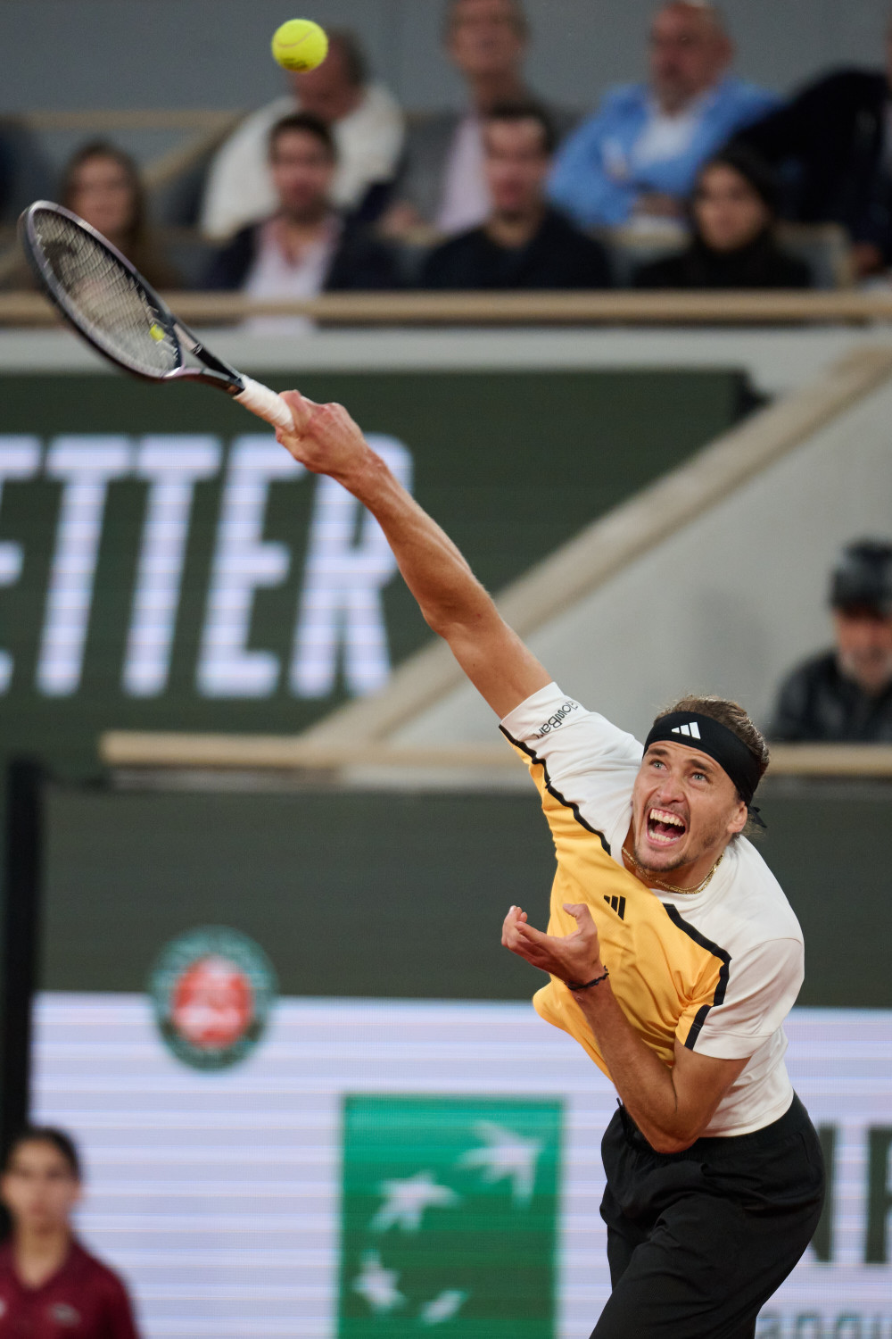 ATP总决赛翻盘戴维斯杯，兹维列夫扛起全队