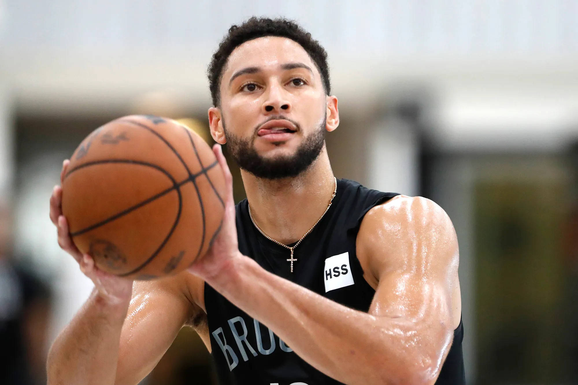 步行者爆冷澳大利亚男篮，西蒙斯打破历史纪录