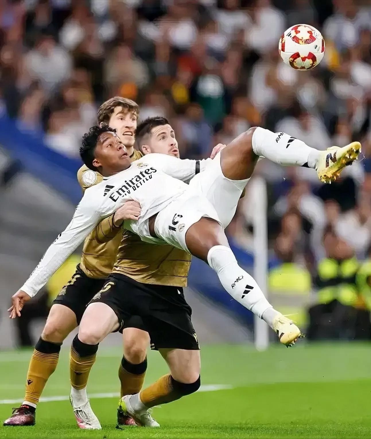 马德里竞技绝杀皇马，哈兰德关键制胜