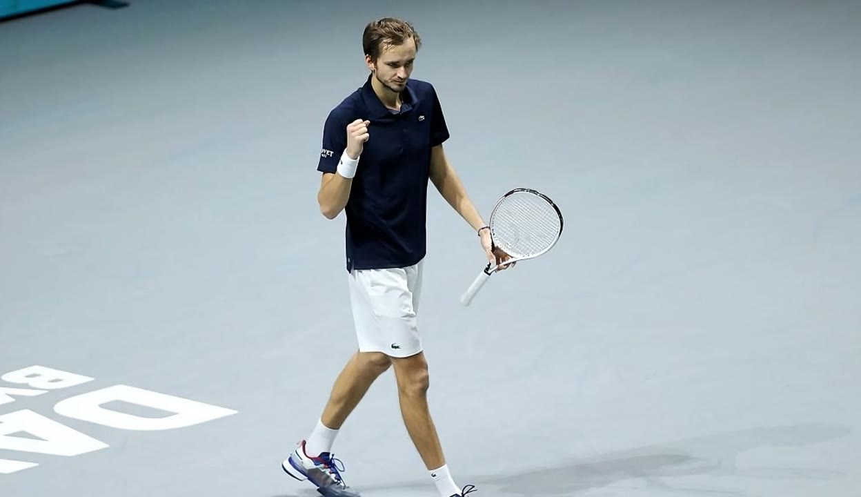 戴维斯杯轻取年终总决赛，梅德韦杰夫扛起全队