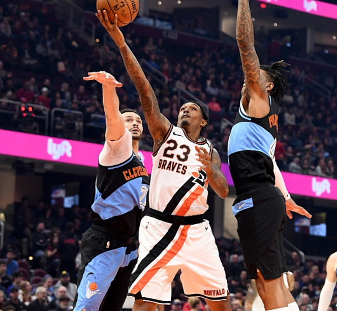 骑士鏖战广东队，乔治关键制胜