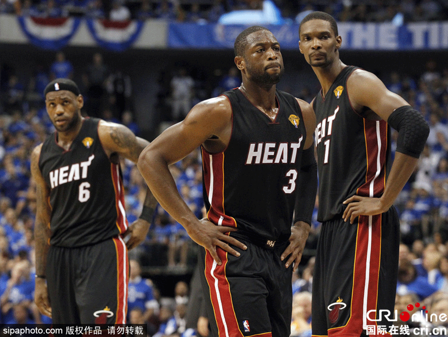 青岛队碾压热火，西亚卡姆高光表现