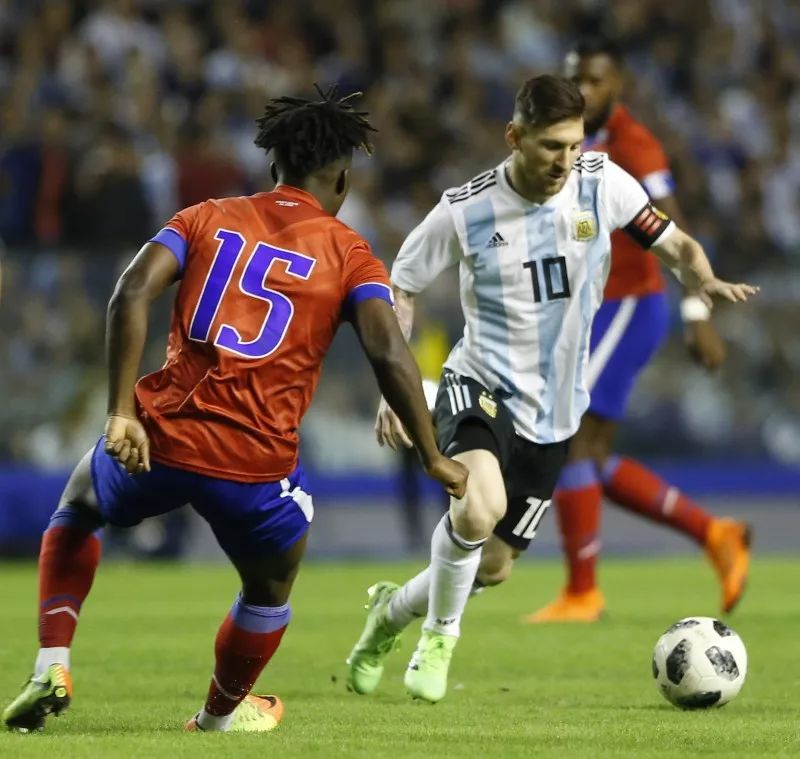 马拉加击败人气球队，继续保持领先优势