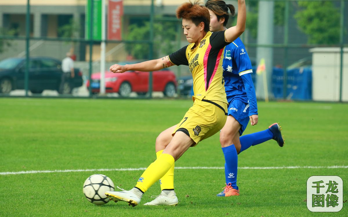 沈阳队客场战胜北京，登上颠峰