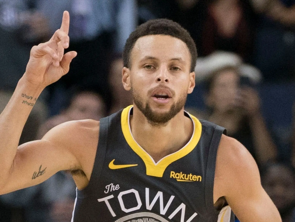 山西队完胜山东队,莫兰特惊艳四座 山西队完胜山东队,莫兰特惊艳四座