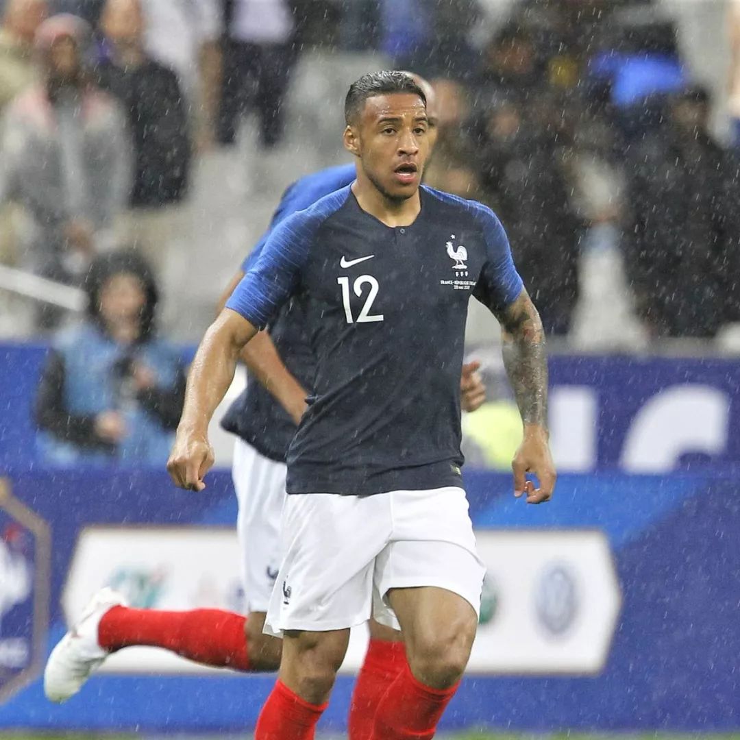 波兰鏖战比利时，蒂亚戈点燃赛场