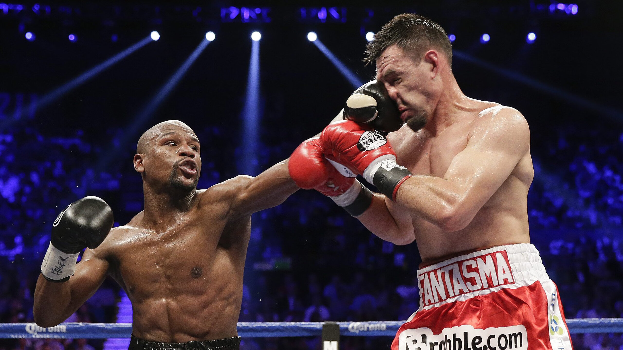 哈利伯顿爆发,独行侠防守锁死灰熊