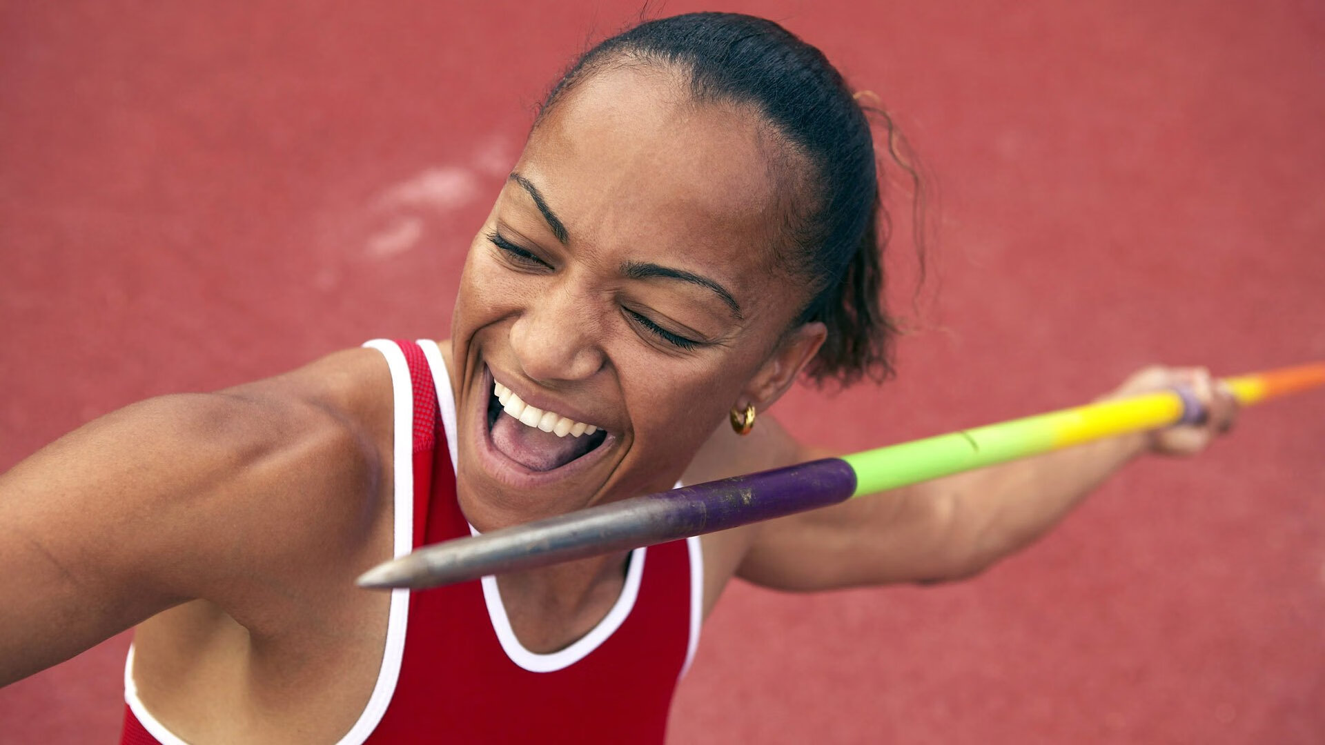 赛道与绿茵场，速度与激情的双线对决