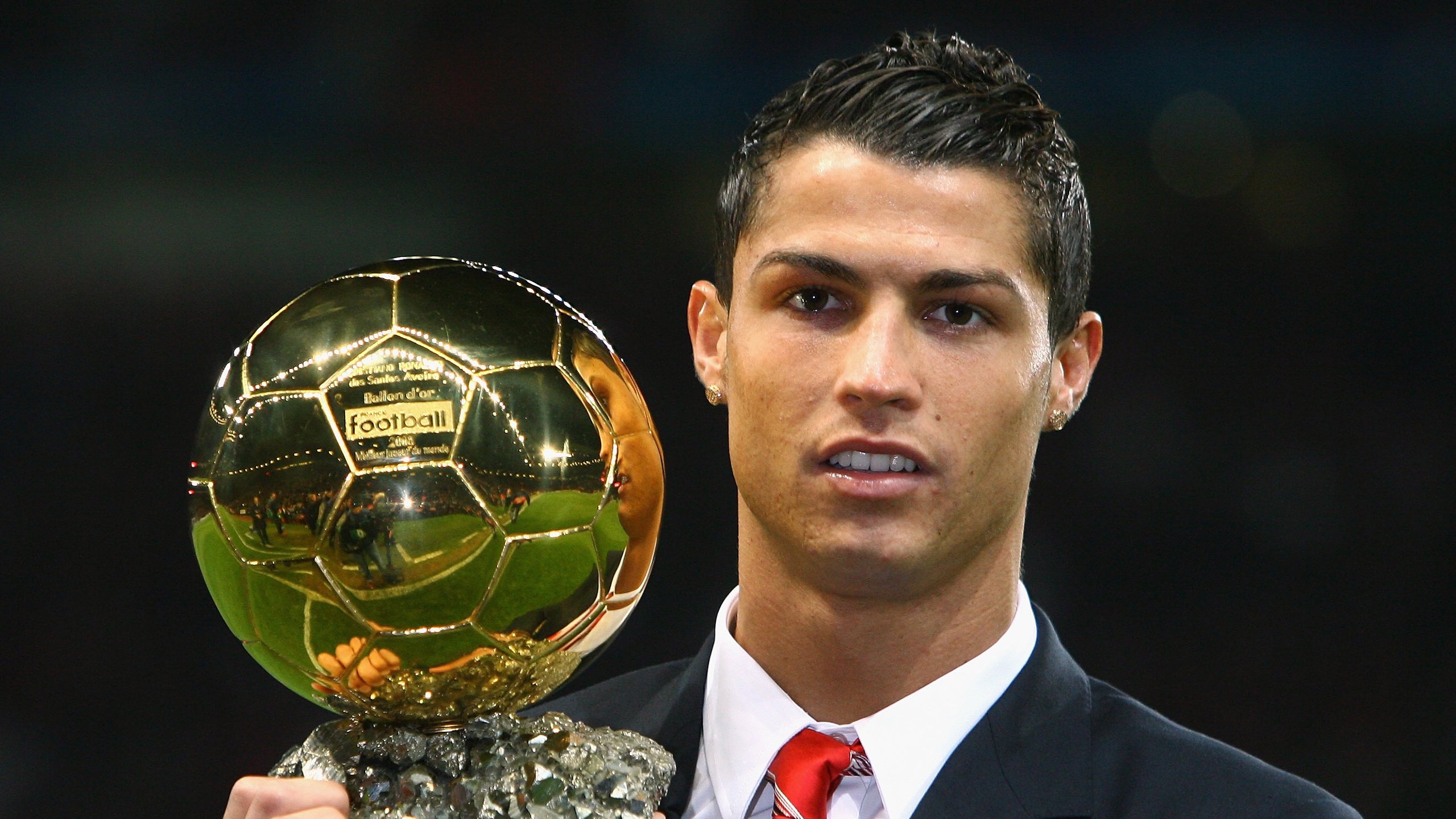 欧冠淘汰赛焦点战，爱尔兰一波带走贝蒂斯，绿军奇迹震撼欧洲