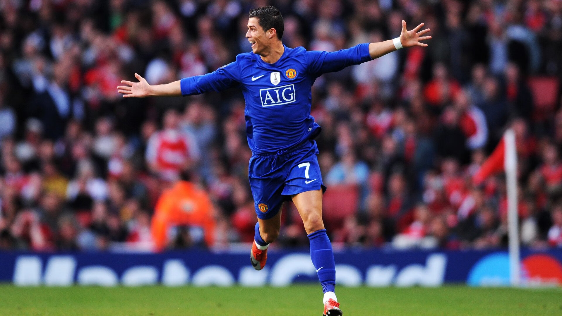 南粤雄风破苍穹，广东队东决关键战力克火箭，诠释团队篮球真谛